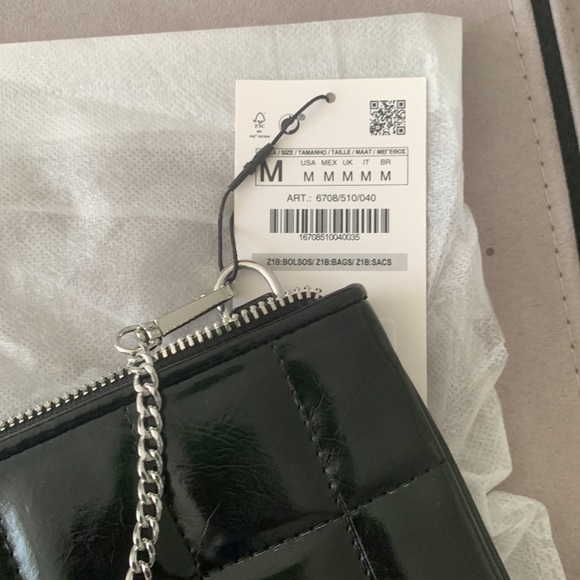 Zara NWT Black Quilted Clutch - Picture 9 of 14